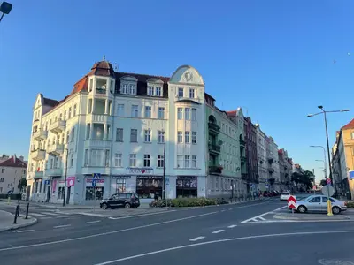 Budynek, w którym mieści się apartament