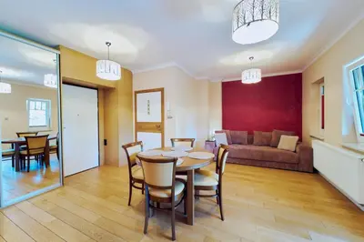 Część wypoczynkowa w obiekcie Apartament Rubinowy sauna Polanica Zdrój