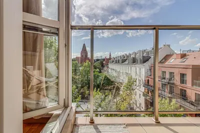 Balkon lub taras w obiekcie RentPlanet - Apartament Wszystkich Świętych