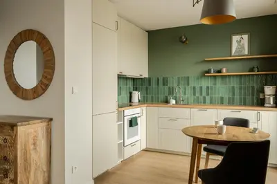 Kuchnia lub aneks kuchenny w obiekcie RentPlanet - Apartamenty Braniborska