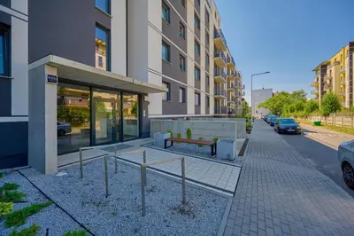 Budynek, w którym mieści się apartament