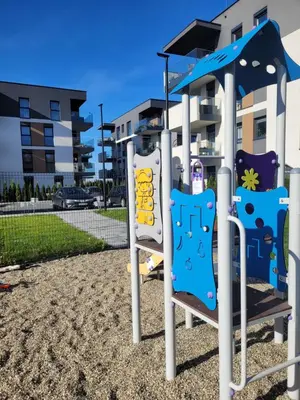 Plac zabaw dla dzieci w obiekcie Apartament POSEJDON Gliwice