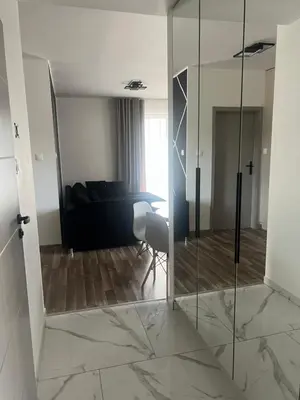 Plan piętra w obiekcie Duży Apartament 3 pokoje Park City