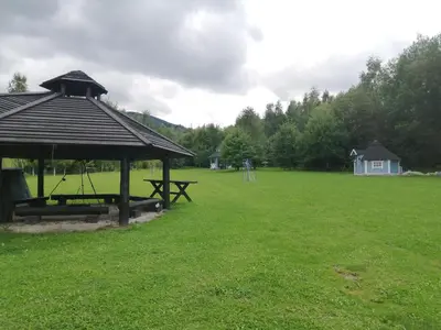 Ogród w obiekcie Włóczykijówka