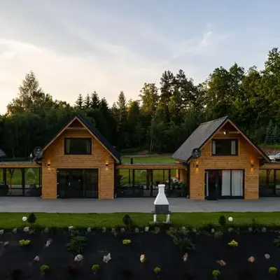 Domki Nad Stawami z Jacuzzi i Sauną 2
