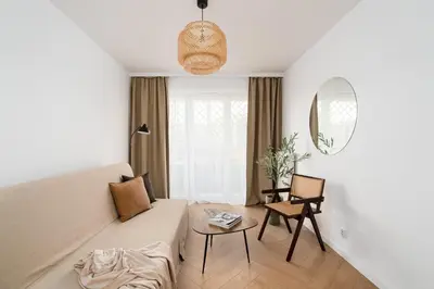 Łóżko lub łóżka w pokoju w obiekcie Apartments Wroc'LOVE by me & Mosiężna & Free Garage & Self Check in 24H