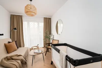 Część wypoczynkowa w obiekcie Apartments Wroc'LOVE by me & Mosiężna & Free Garage & Self Check in 24H