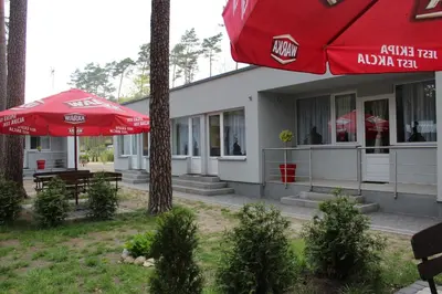 Budynek, w którym mieści się ośrodek wypoczynkowy