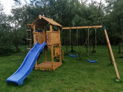 Plac zabaw dla dzieci w obiekcie Sielskie Klimaty