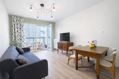 Telewizja i/lub zestaw kina domowego w obiekcie Dmowskiego 19C Tectum Apartments