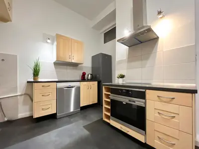 Kuchnia lub aneks kuchenny w obiekcie Heart of Wrocław - Spacious 3rooms 75m2 AS Home Apartamenty R243