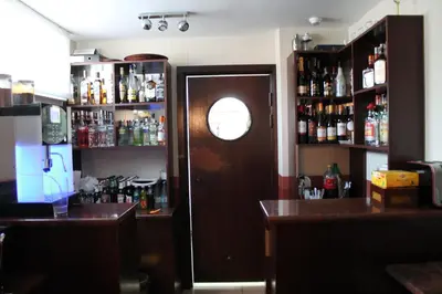 Hol lub bar w obiekcie Hotel Linder