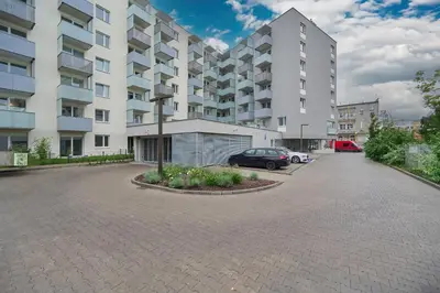 Budynek, w którym mieści się apartament