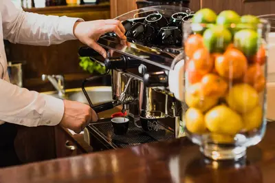Jedzenie w hotelu lub w pobliżu