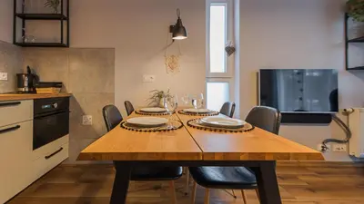 Kuchnia lub aneks kuchenny w obiekcie VacationClub - Aleja Zwycięzców Apartament 12