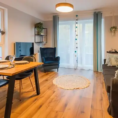 VacationClub - Aleja Zwycięzców Apartament 12