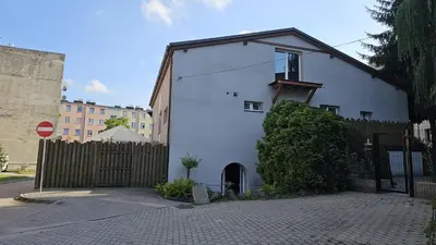Budynek, w którym mieści się apartament