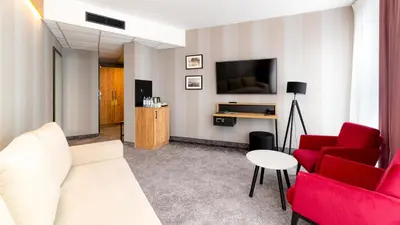 Telewizja i/lub zestaw kina domowego w obiekcie Aparthotel Czarna Perła - Czarna Góra Resort, Sun & Snow