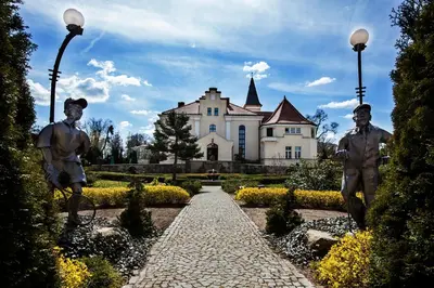 Ogród w obiekcie Pałac Brzeźno Spa & Golf