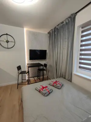 Telewizja i/lub zestaw kina domowego w obiekcie Slate Apartament Polanica - Zdrój