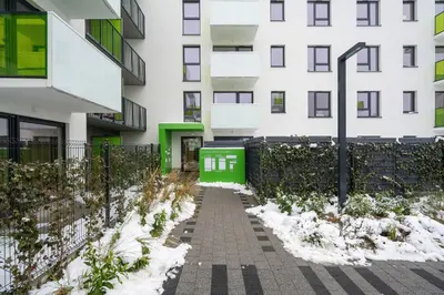 Budynek, w którym mieści się apartament