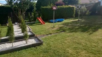 Ogród w obiekcie Dom Wakacyjny JM