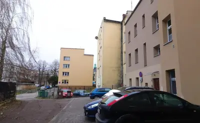 Budynek, w którym mieści się apartament