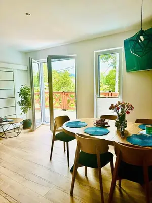 Telewizja i/lub zestaw kina domowego w obiekcie Apartament Rodzinny w Goszowie