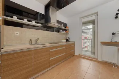 Kuchnia lub aneks kuchenny w obiekcie Tęczowa Apartment in Wrocław by Rent like home