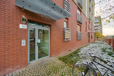 Budynek, w którym mieści się apartament