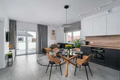Kuchnia lub aneks kuchenny w obiekcie Green Heaven Modern Suites