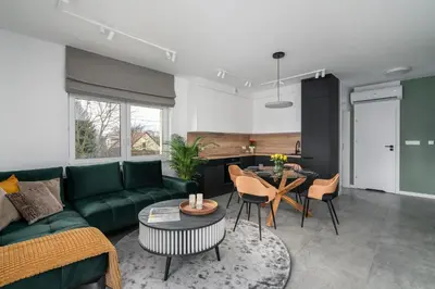 Część wypoczynkowa w obiekcie Green Heaven Modern Suites
