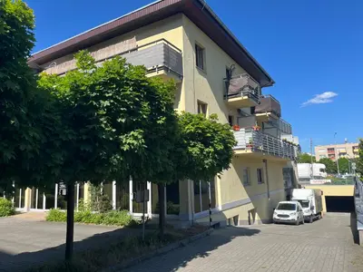 Budynek, w którym mieści się apartament
