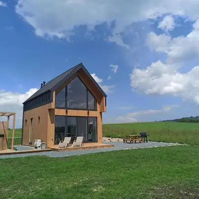 Zielone Wzgórze komfortowy klimatyzowany domek z balią z aeromasażem