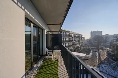 Balkon lub taras w obiekcie Tasteful Apartment with FREE GARAGE and Balcony by Noclegi Renters