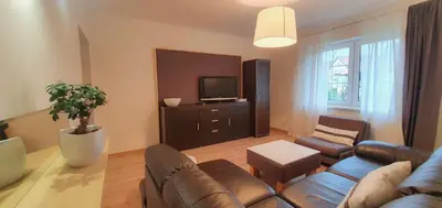 Telewizja i/lub zestaw kina domowego w obiekcie Apartamenty Bystrzycka 63