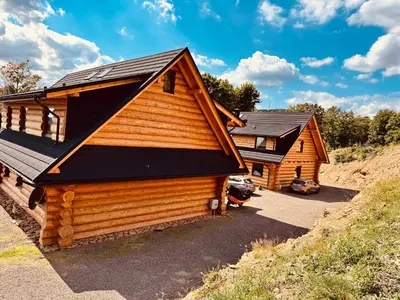 Budynek, w którym mieści się apartament