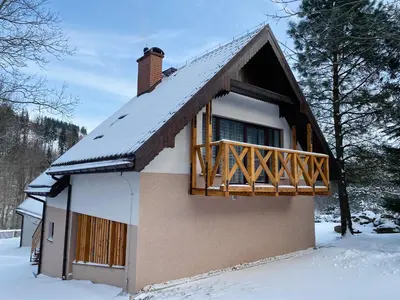 Obiekt Apartament W Dolinie Modrzewi zimą