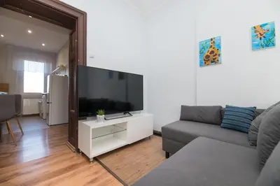 Telewizja i/lub zestaw kina domowego w obiekcie Apartament Modrzejewska