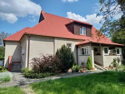 Budynek, w którym mieści się apartament