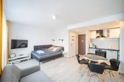 Kuchnia lub aneks kuchenny w obiekcie Kawalerka Słoneczna w Centrum