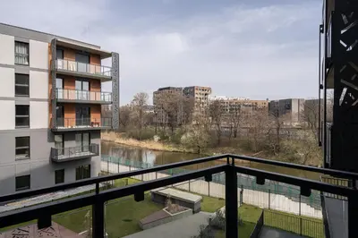 Budynek, w którym mieści się apartament