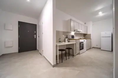 Kuchnia lub aneks kuchenny w obiekcie Madalińskiego Comfort Apartment by BookingHost