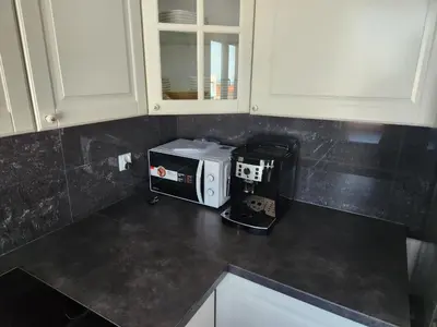 Kuchnia lub aneks kuchenny w obiekcie City Sense - Apartament z widokiem na góry i miasto