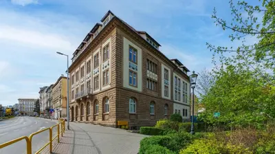 Budynek, w którym mieści się apartament