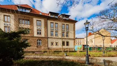 Budynek, w którym mieści się apartament