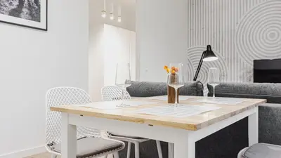 Telewizja i/lub zestaw kina domowego w obiekcie VacationClub - Old Town Apartament 15