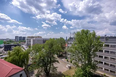Budynek, w którym mieści się apartament
