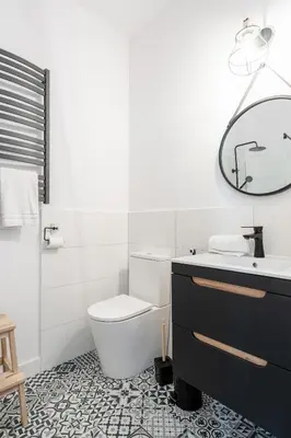 Łazienka w obiekcie RentPlanet - Apartament Cybulskiego
