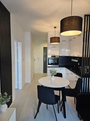 Kuchnia lub aneks kuchenny w obiekcie Apartament - Osiedle Przylesie